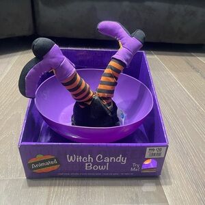 Animated witch candy bowl. NWT light sensor activation. Sound/motion